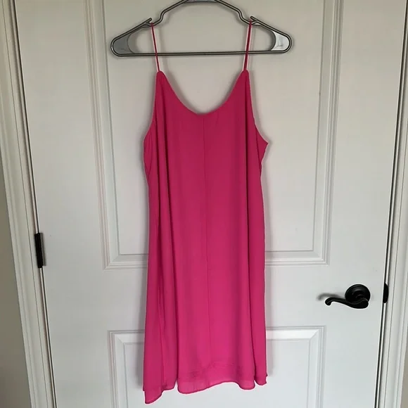 NWT Francesca’s Ayla Double Layer Shift Dress. - Picture 6 of 11